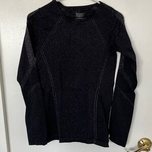 Athleta Black Long Sleeve Top